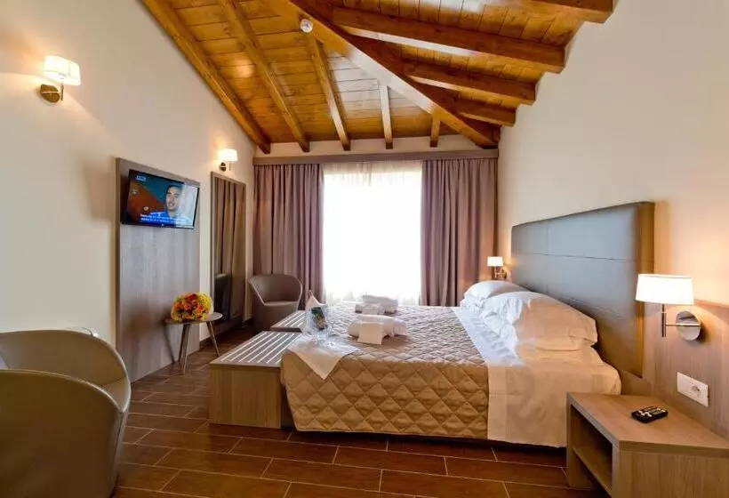 Hostelli Villa Carolina Resort