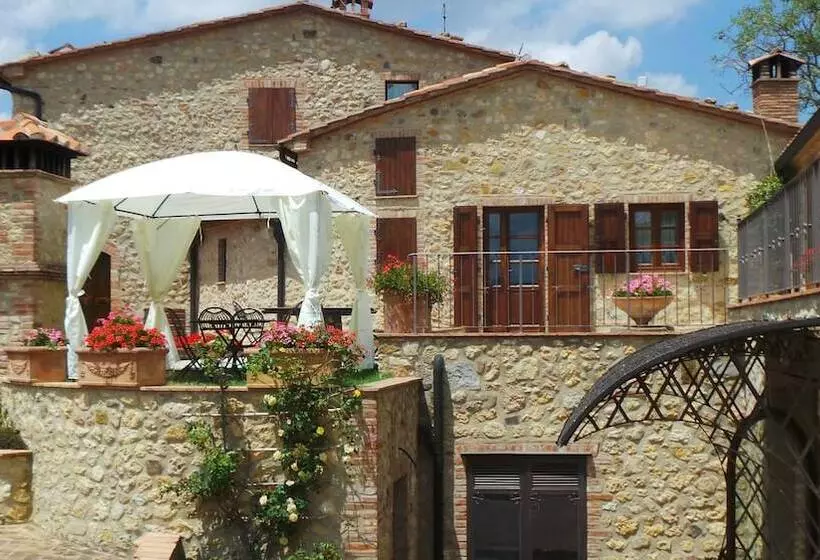 Maaseutuhotelli Agriturismo Castello Di Bucignano