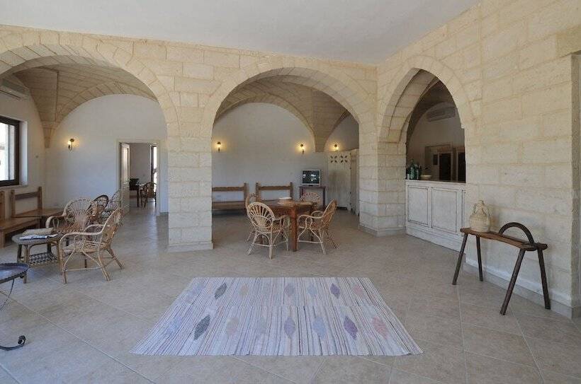 בית מלון כפרי Masseria Limbitello