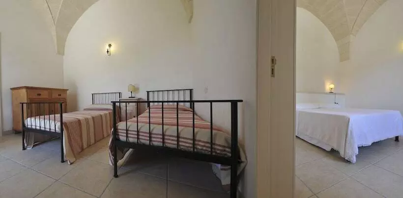 هتل روستایی Masseria Limbitello