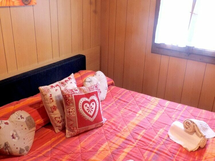 Отель Villaggio Turistico Camping Cervino