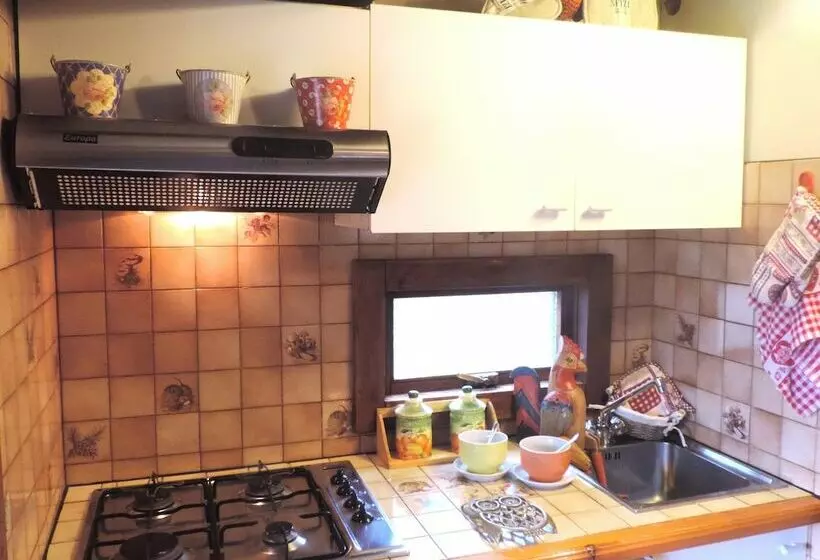 هتل Villaggio Turistico Camping Cervino