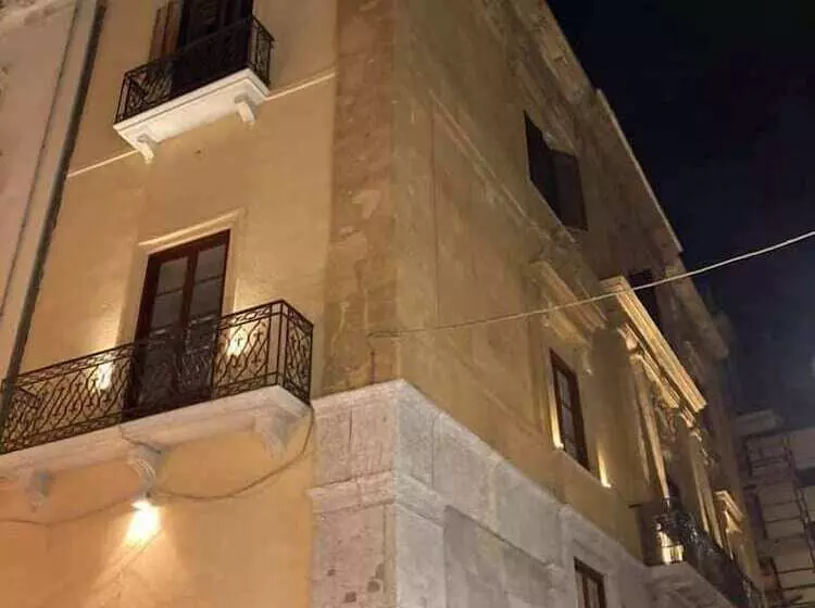 Angelo Apartments & Rooms