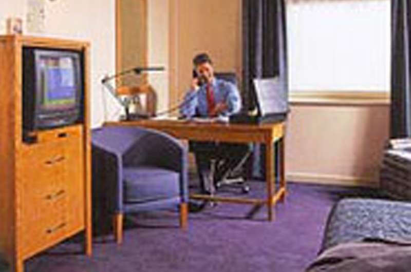 فندق Airport Inn Gatwick