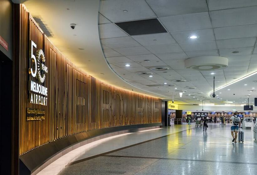 בית מלון כפרי Holiday Inn Melbourne Airport, An Ihg