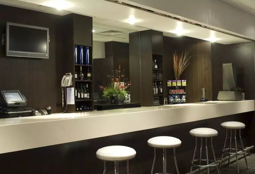 호텔 Holiday Inn Melbourne Airport, An Ihg