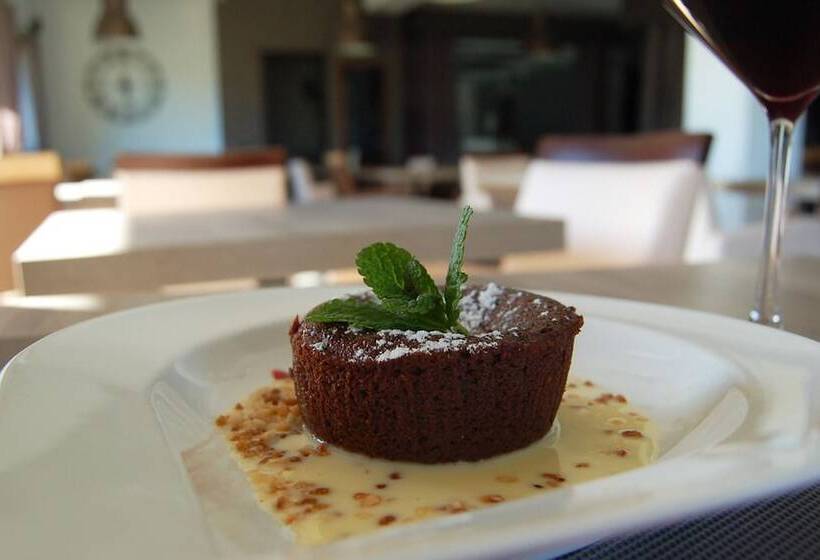 فندق Logis Atoll