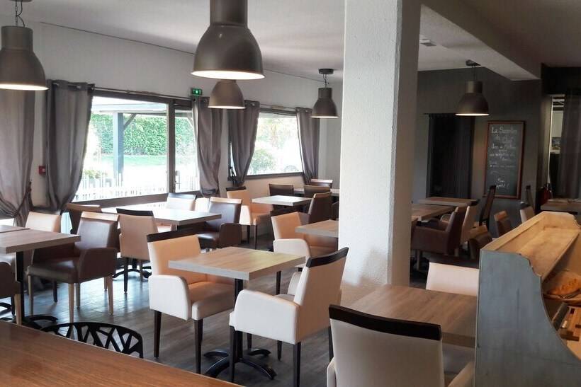 فندق Logis Atoll