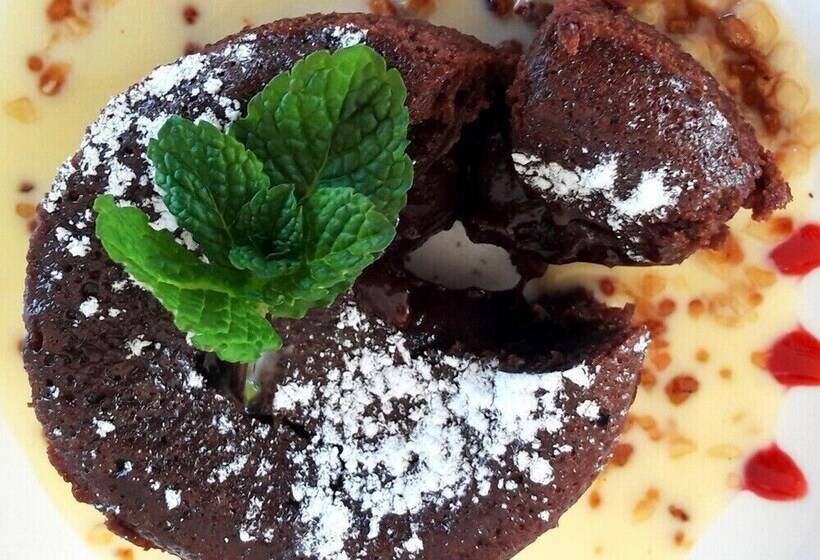 فندق Logis Atoll