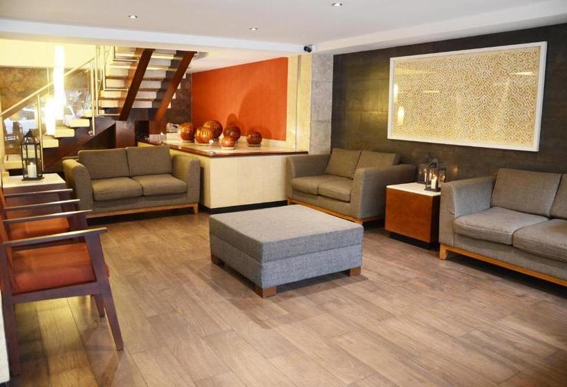 Отель Marlowe Centro Historico