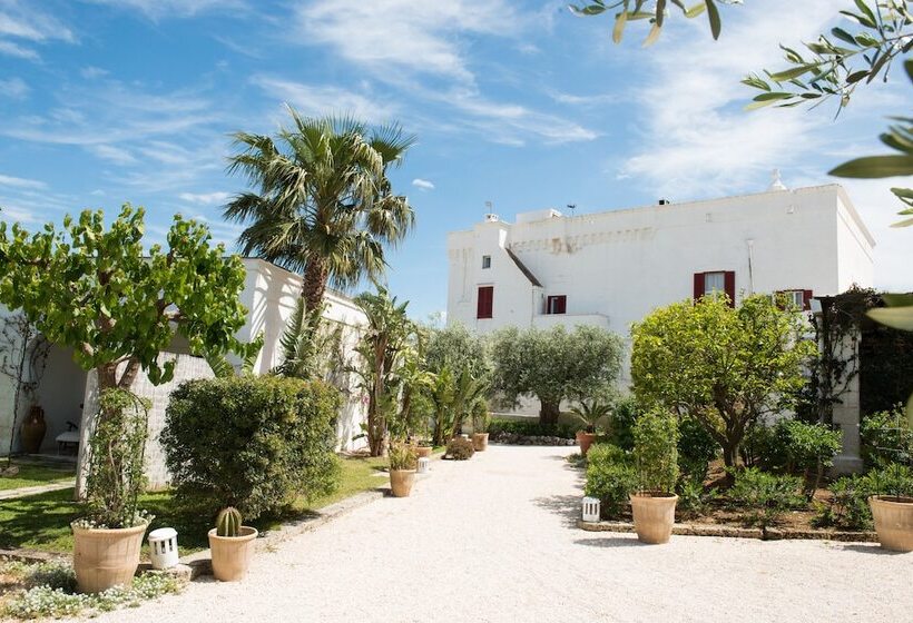 فندق Masseria Torre Coccaro