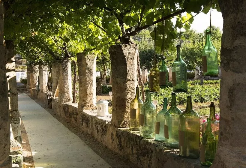 호텔 Masseria Torre Coccaro