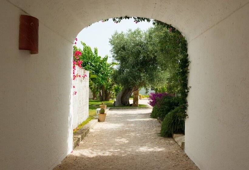 فندق Masseria Torre Coccaro