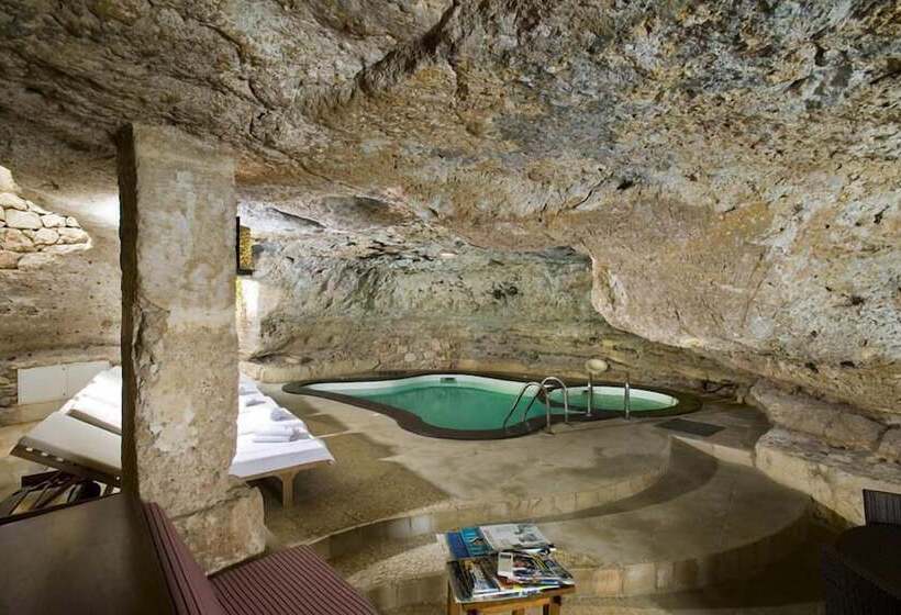 فندق Masseria Torre Coccaro