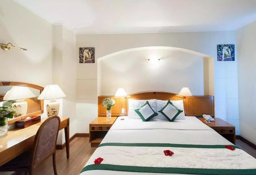 هتل Nha Trang Lodge