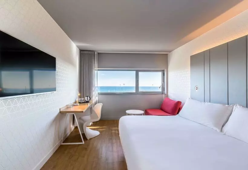 Отель Occidental Atenea Mar Adults Only