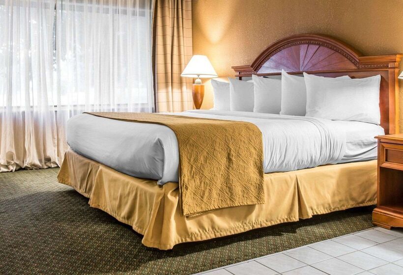 בית מלון כפרי Quality Inn