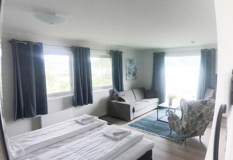 Hotelli Fjordgaarden Mo