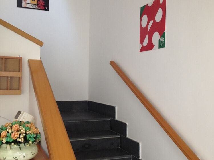 Miss Emily Vesuvio B&b