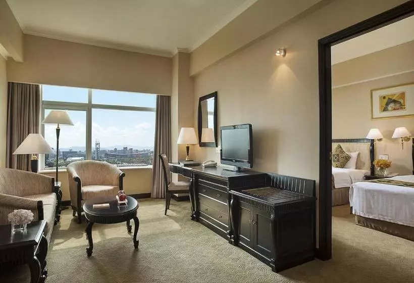 هتل Celebrity International Grand