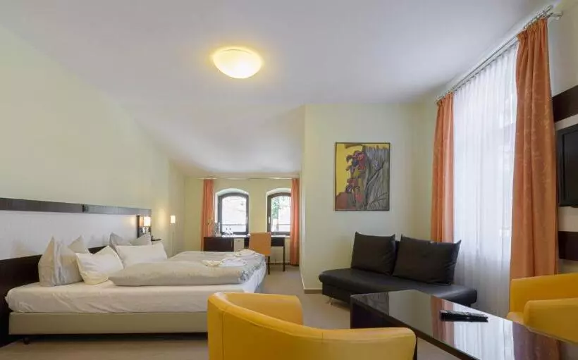 בית מלון כפרי Am Tiefwarensee