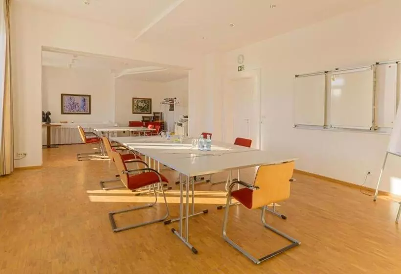 בית מלון כפרי Am Tiefwarensee