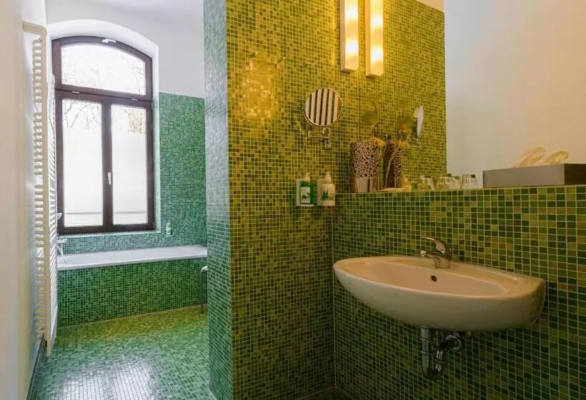 בית מלון כפרי Am Tiefwarensee