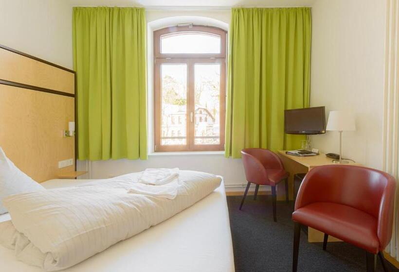 فندق Am Tiefwarensee