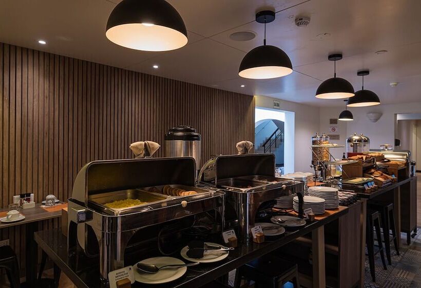 ホテル Casa Andina Standard Trujillo Plaza