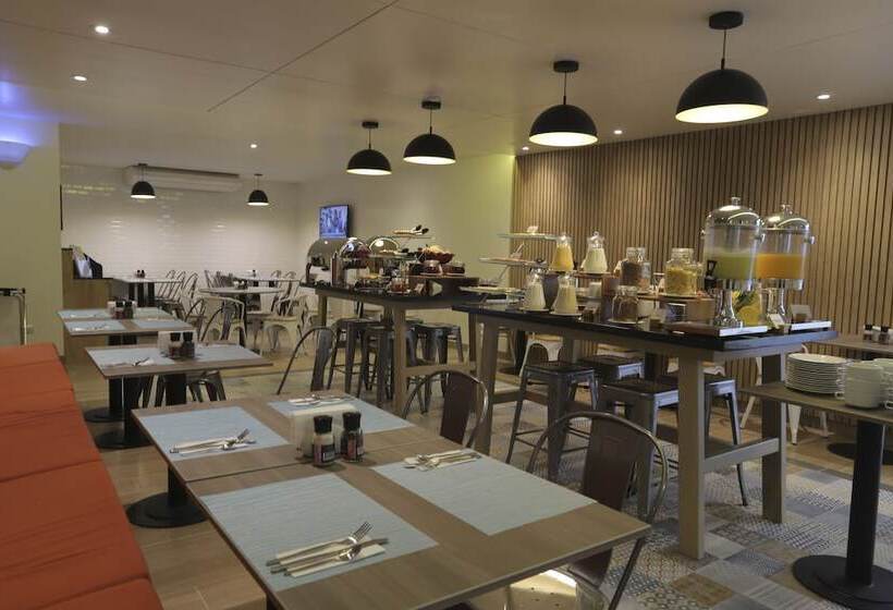 ホテル Casa Andina Standard Trujillo Plaza