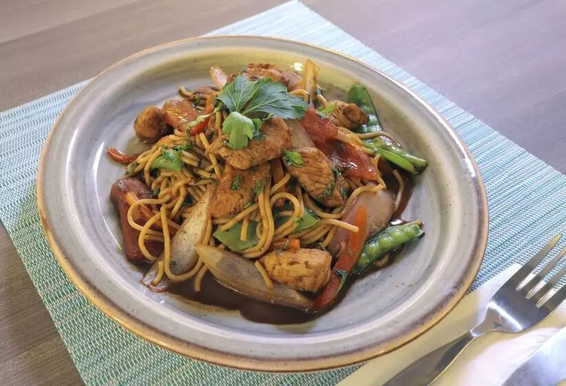 هتل Casa Andina Standard Trujillo Plaza