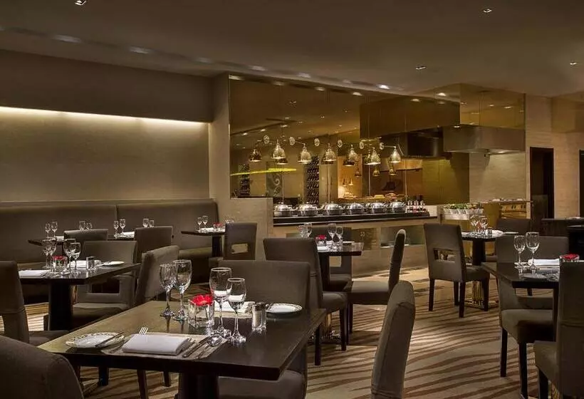 هتل Celebrity International Grand