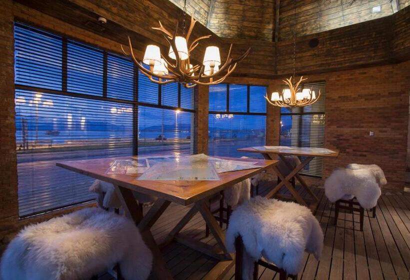 هتل Costaustralis