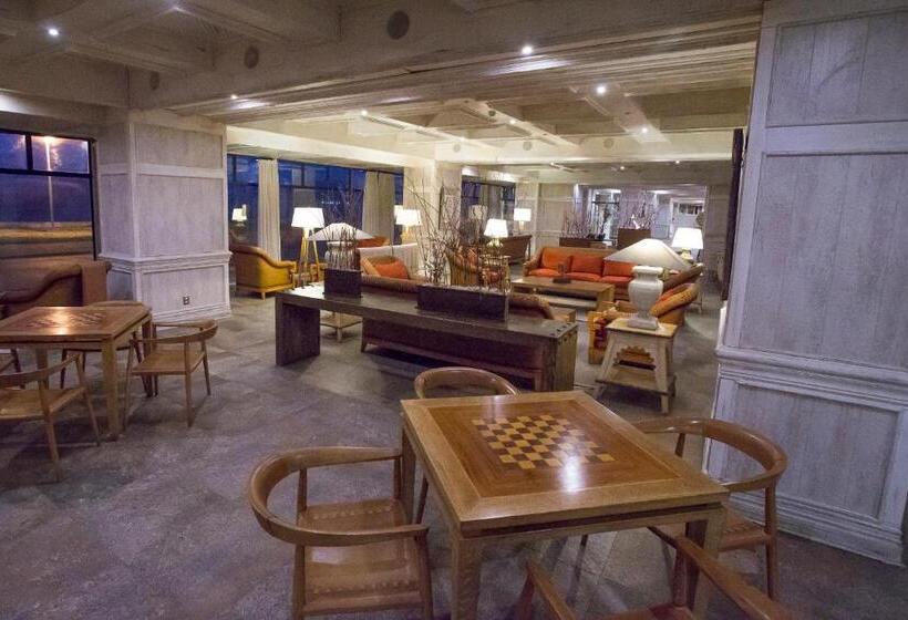 هتل Costaustralis