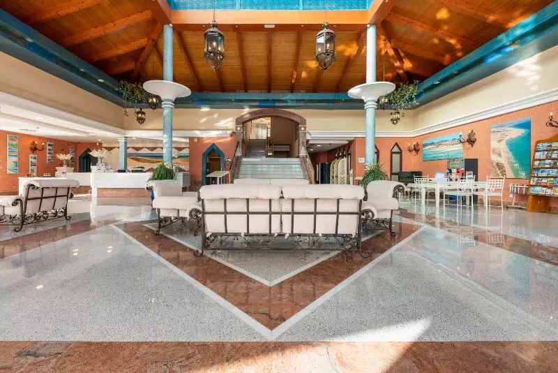 Hotelli Esmeralda Maris By Livvo