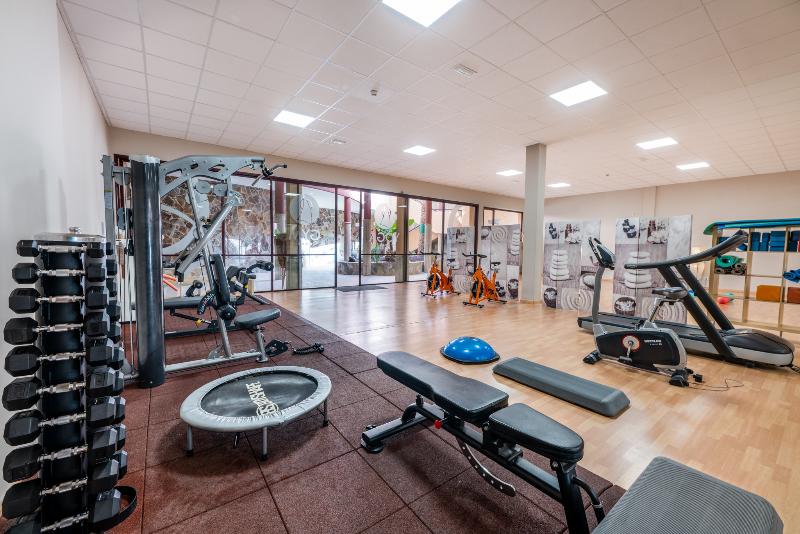 هتل Esmeralda Maris By Livvo