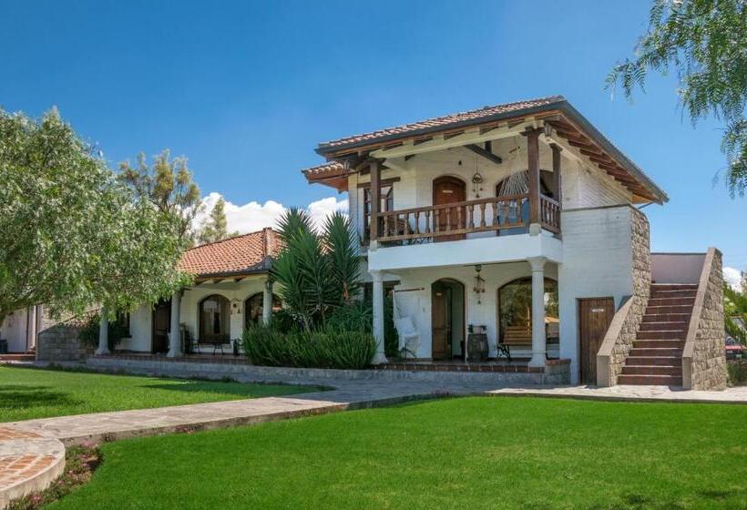 Отель Hacienda Abraspungo