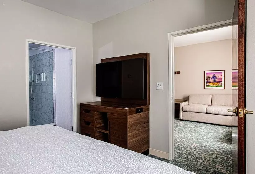 هتل Hampton Inn & Suites Charleston/west Ashley