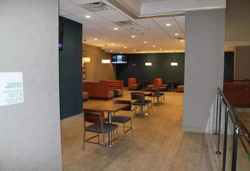 هتل Holiday Inn Baton Rouge South, An Ihg
