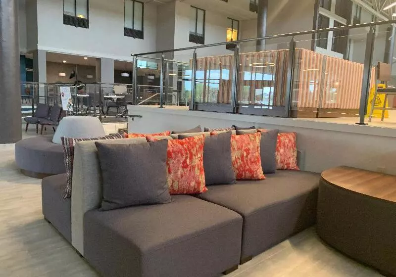 هتل Holiday Inn Baton Rouge South, An Ihg