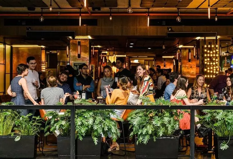 Отель Holiday Inn Perth City Centre, An Ihg