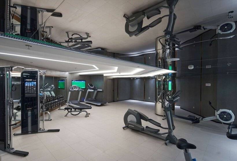 Howard Johnson Paragon Hotel Beijing Central