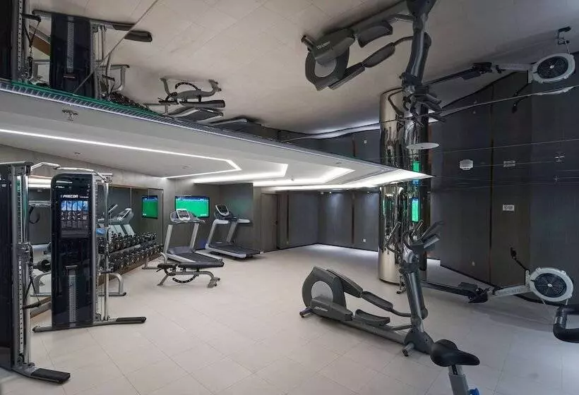 Howard Johnson Paragon Hotel Beijing Central