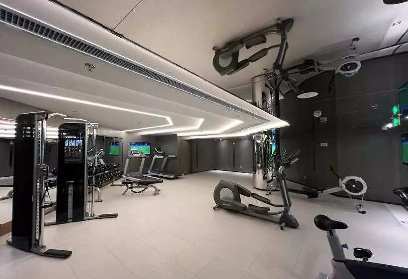 Howard Johnson Paragon Hotel Beijing Central