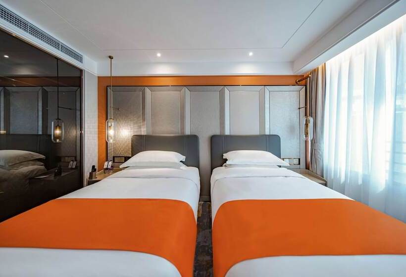 Howard Johnson Paragon Hotel Beijing Central