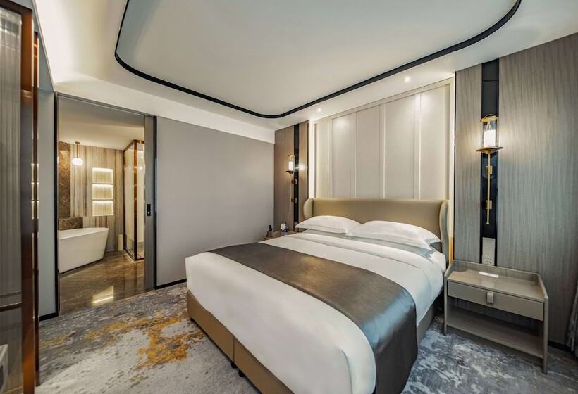 Howard Johnson Paragon Hotel Beijing Central