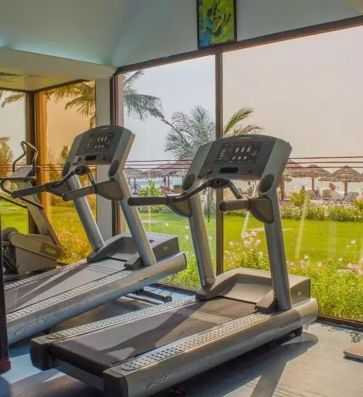 هتل Lou Lou A Beach Resort Sharjah