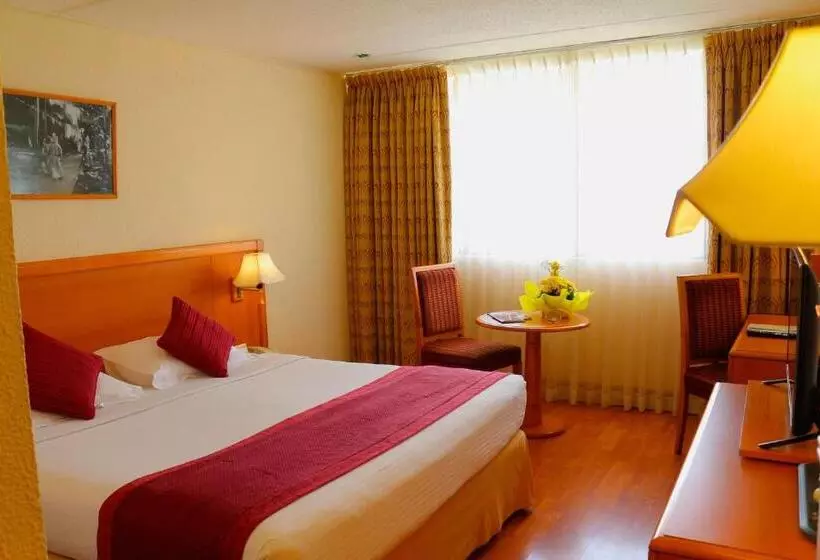 هتل Lou Lou A Beach Resort Sharjah