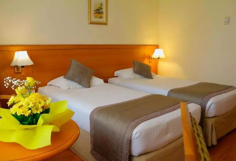 هتل Lou Lou A Beach Resort Sharjah