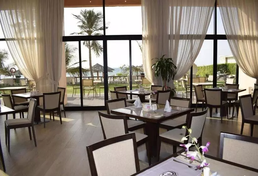 هتل Lou Lou A Beach Resort Sharjah